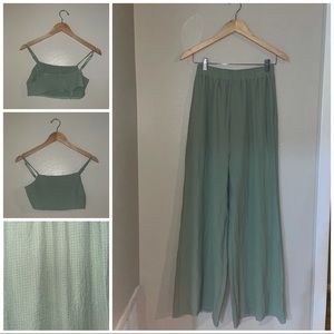 small light green matching set